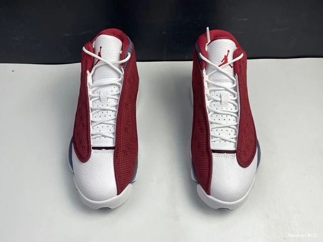 Grey 13 414571- 1161 Retro Red Jordan GoAnywhere Flint Gym 6715 0606